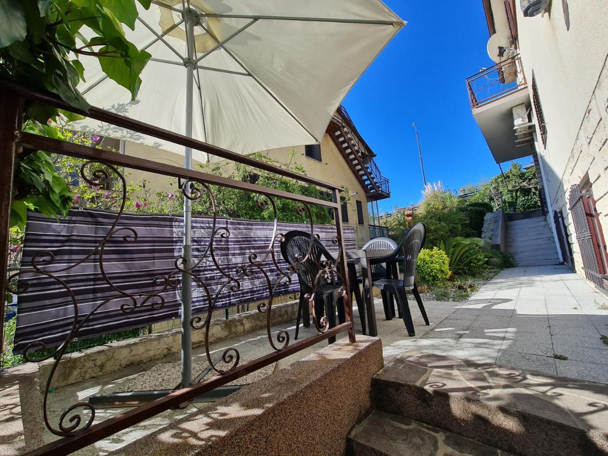 Apartma Pina Apartman Izola Kültér fotó