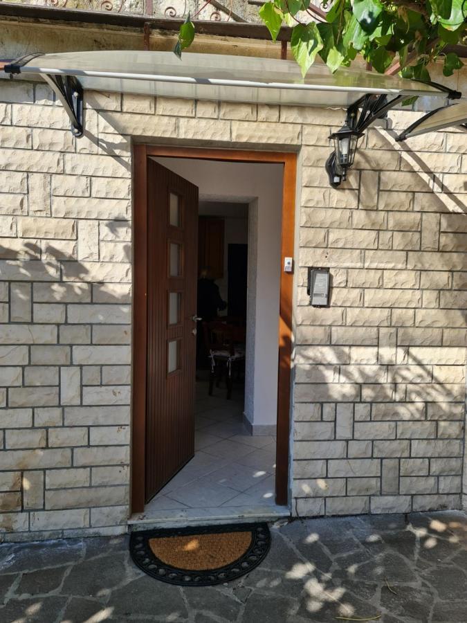 Apartma Pina Apartman Izola Kültér fotó
