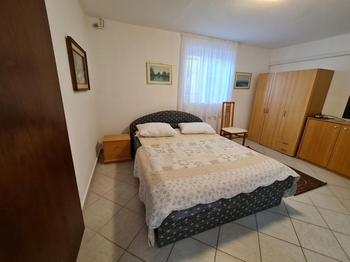 Apartma Pina Apartman Izola Kültér fotó