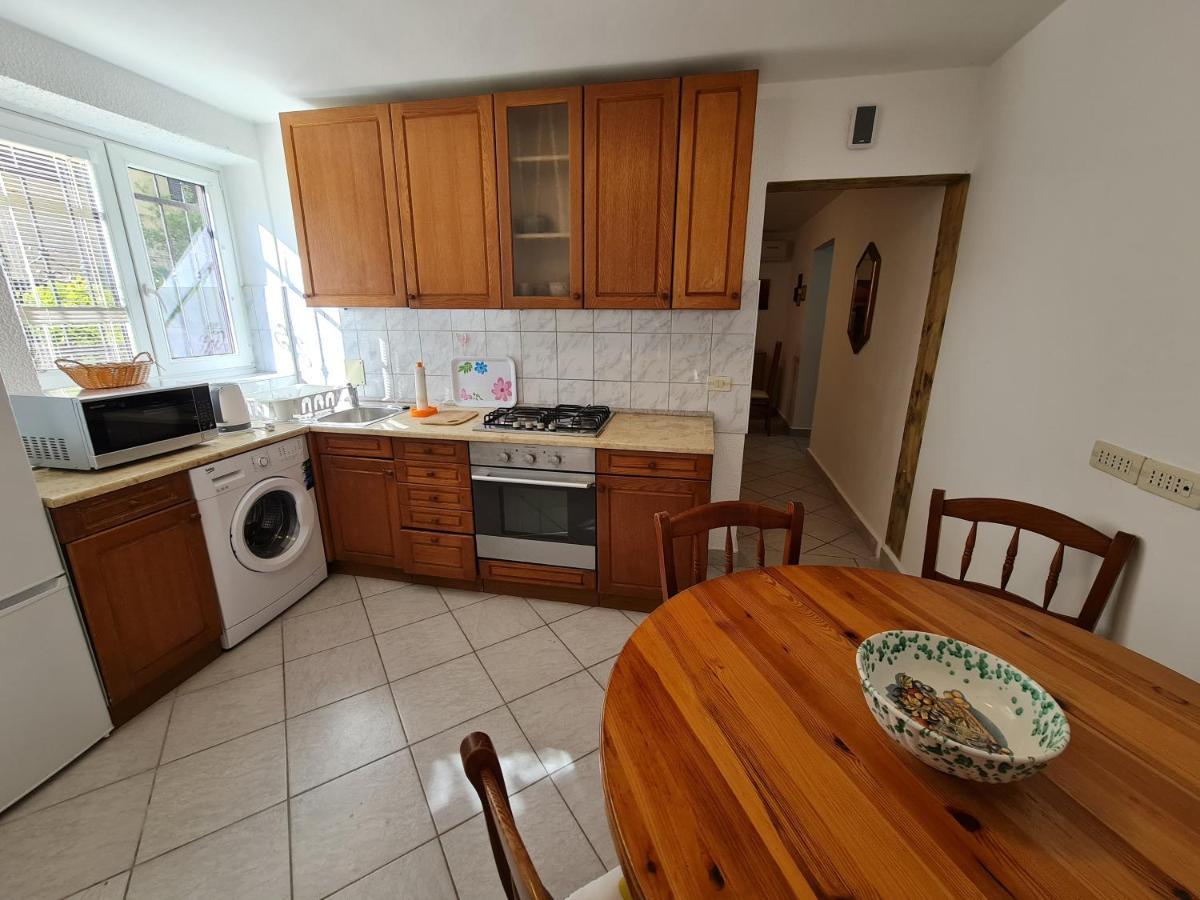 Apartma Pina Apartman Izola Kültér fotó